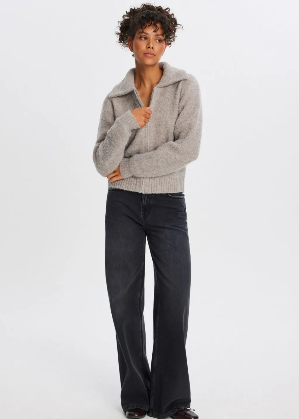 Truien En Vesten<The Sting Bouclé vest taupe
