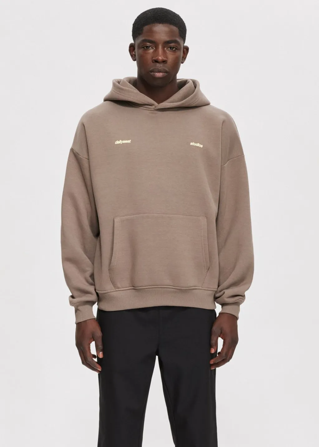 Sweaters En Hoodies<The Sting Boxy hoodie met backprint taupe, dark