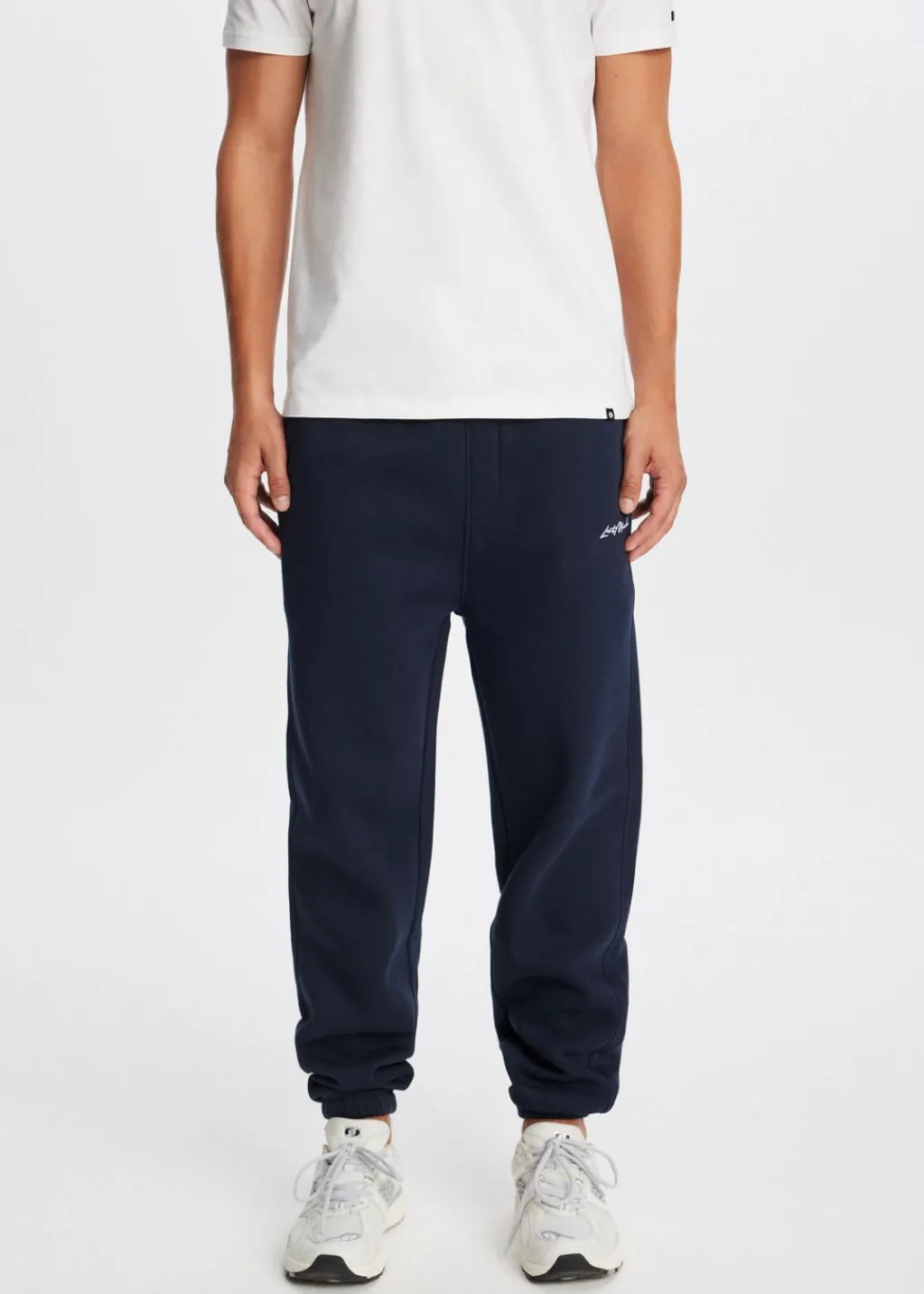 Basics|Broeken<The Sting Brushed cuffed sweatpants donkerblauw