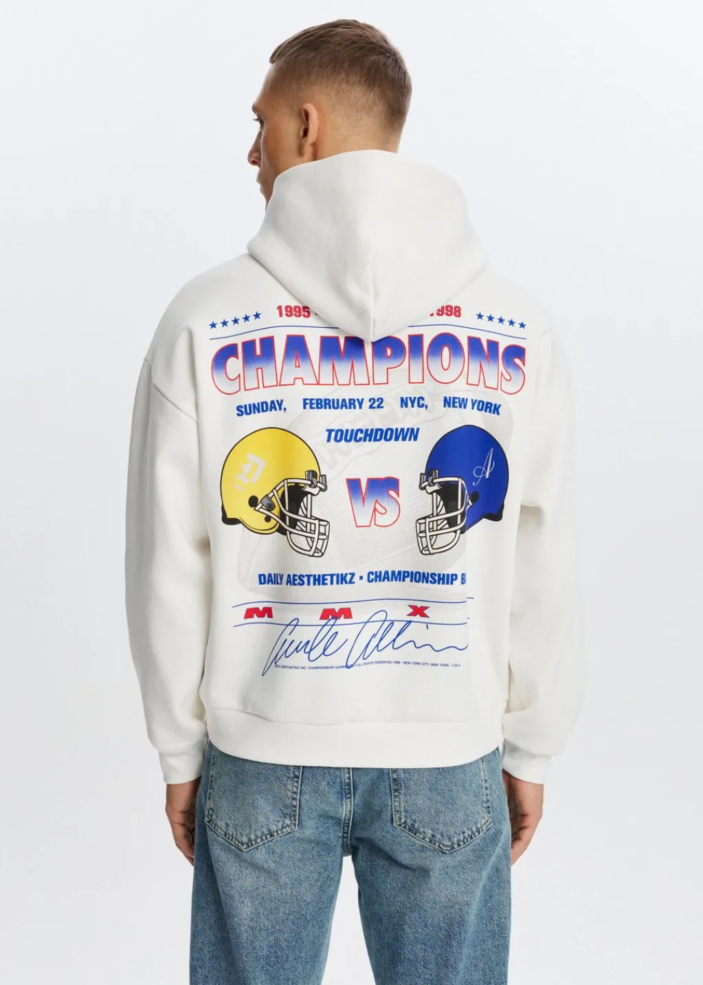 Sweaters En Hoodies<The Sting Hoodie champions wit, off-white