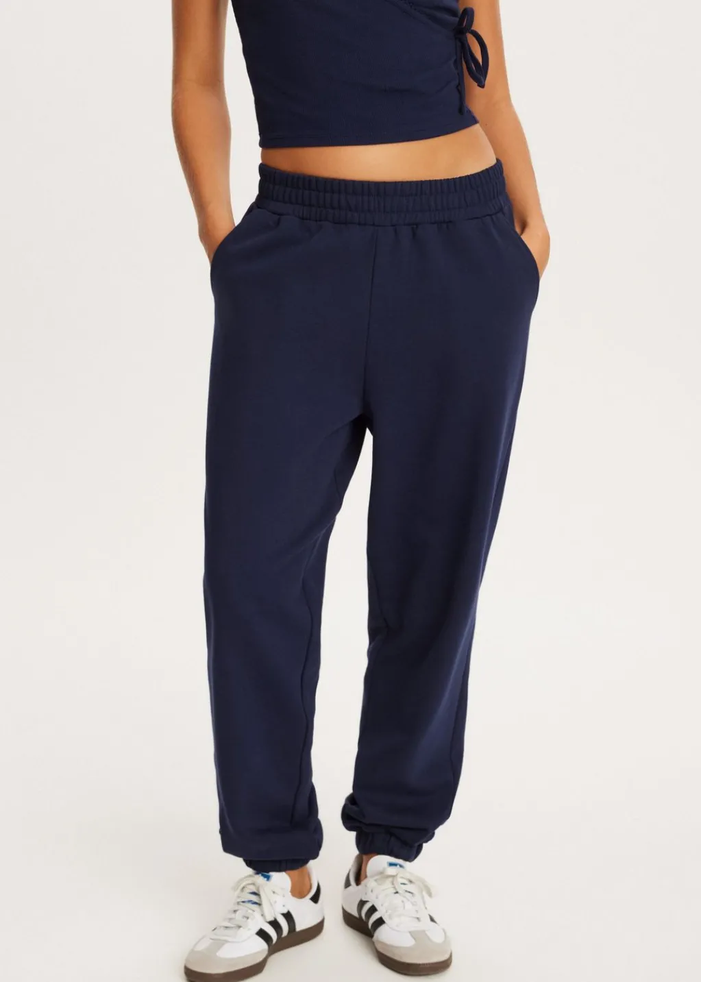 Basics|Broeken<The Sting Joggingbroek met trekkoord donkerblauw