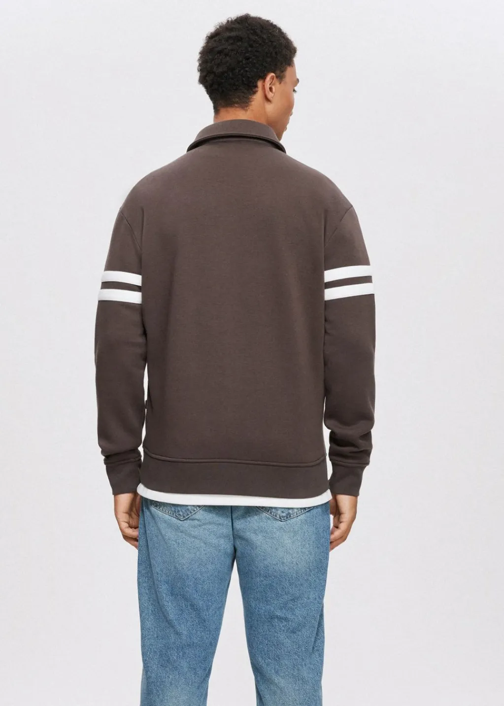 Polo's|Sweaters En Hoodies<The Sting Polo met logo bruin