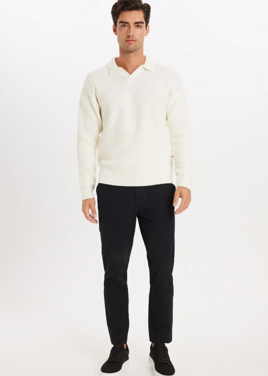 Polo's|Truien En Vesten<The Sting Polo met structuurdetails wit, off-white