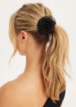 Haaraccessoires<The Sting Scrunchie met organza bloem zwart