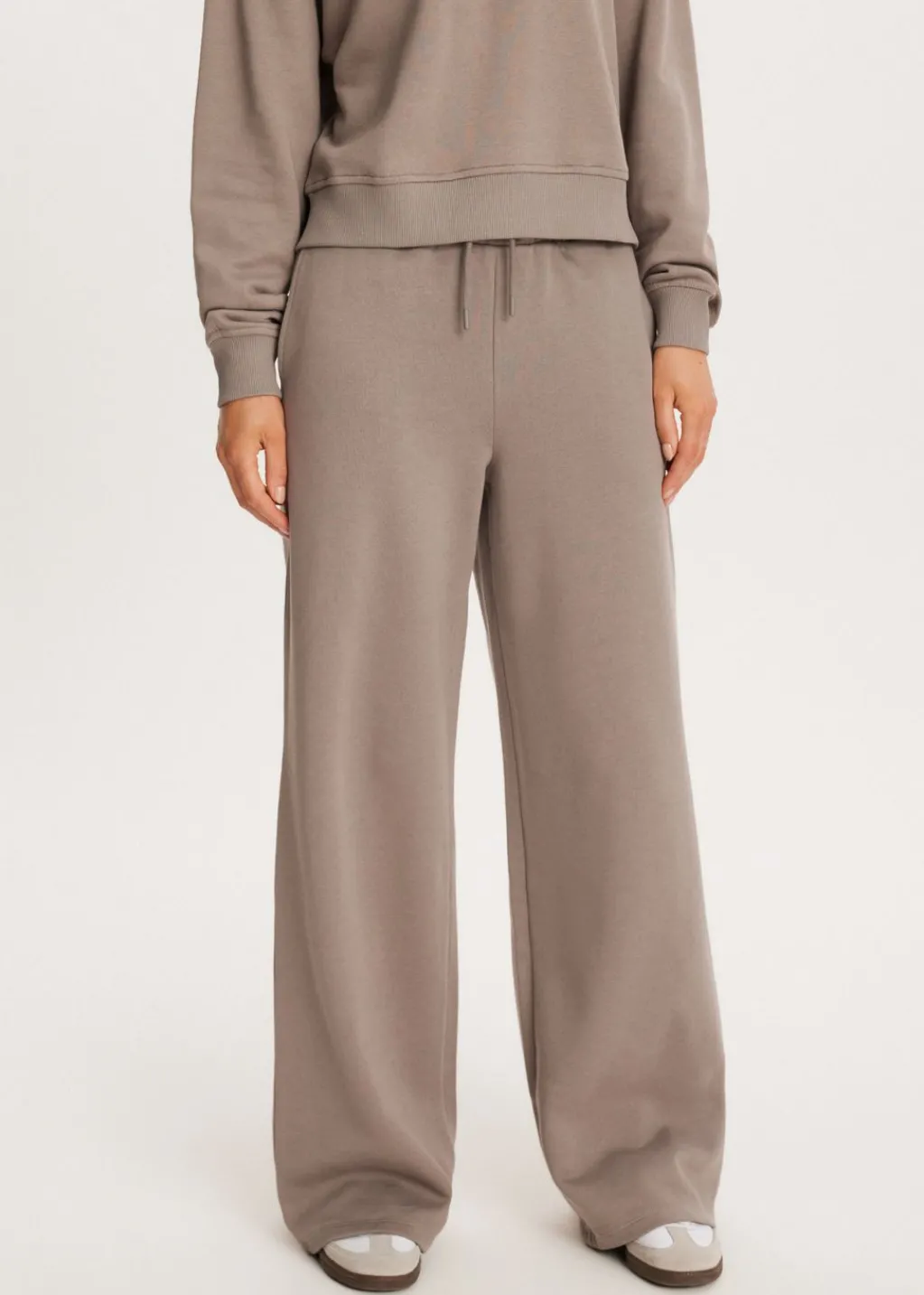 Basics|Broeken<The Sting Sweatpants taupe