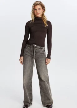 Tops<The Sting Top met hoge hals donkerbruin