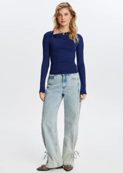 Tops<The Sting Top met knoopdetail donkerblauw