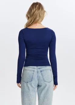 Tops<The Sting Top met knoopdetail donkerblauw