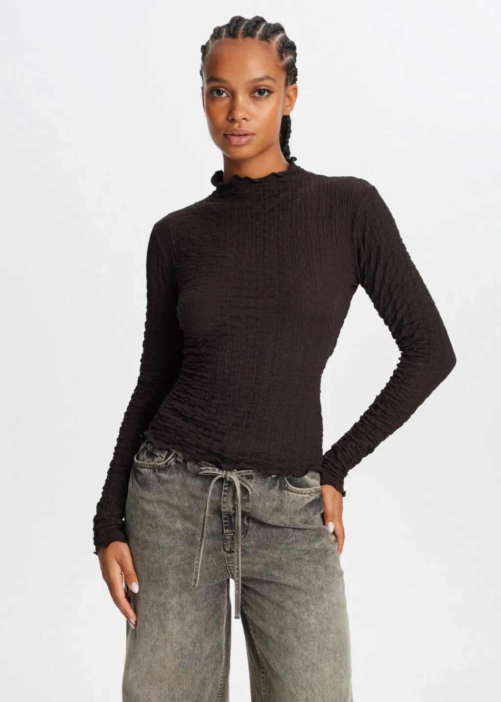 Tops<The Sting Top met strikdetail donkerbruin