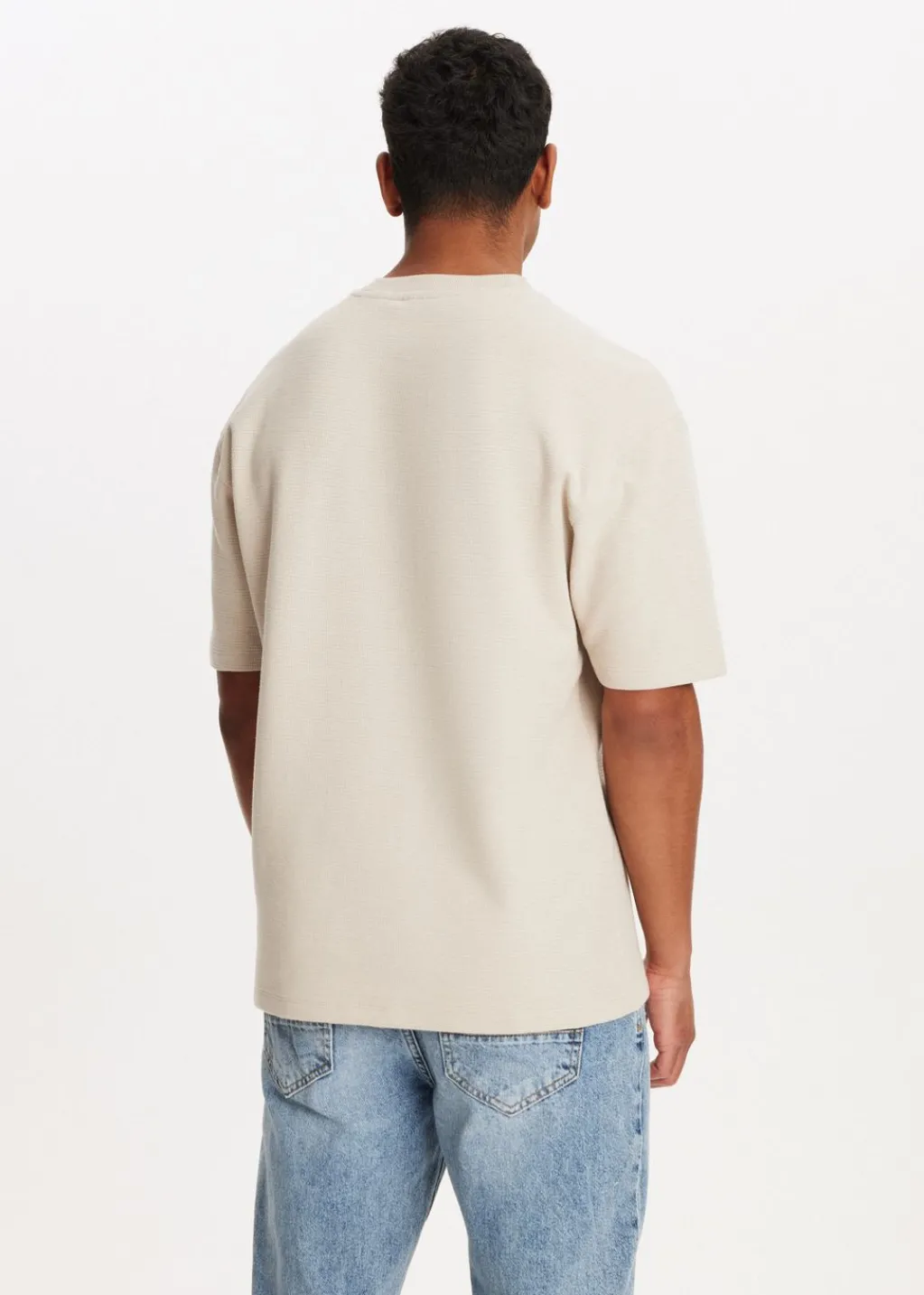 Basics|T-Shirts<The Sting T-shirt essential lichtzand