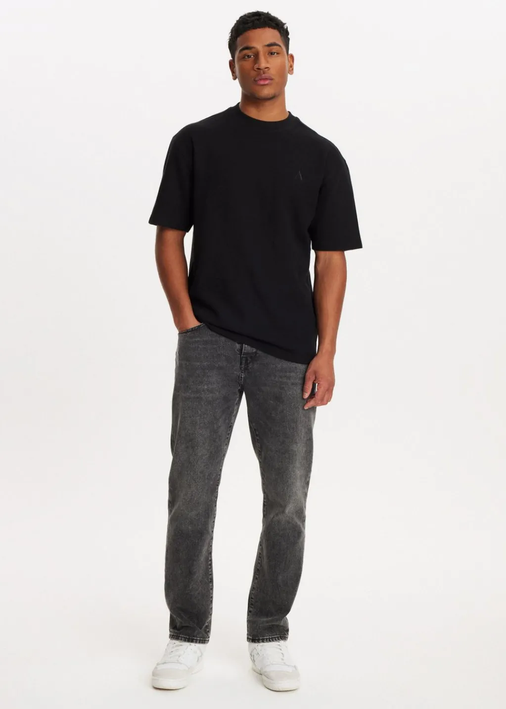 Basics|T-Shirts<The Sting T-shirt essential zwart