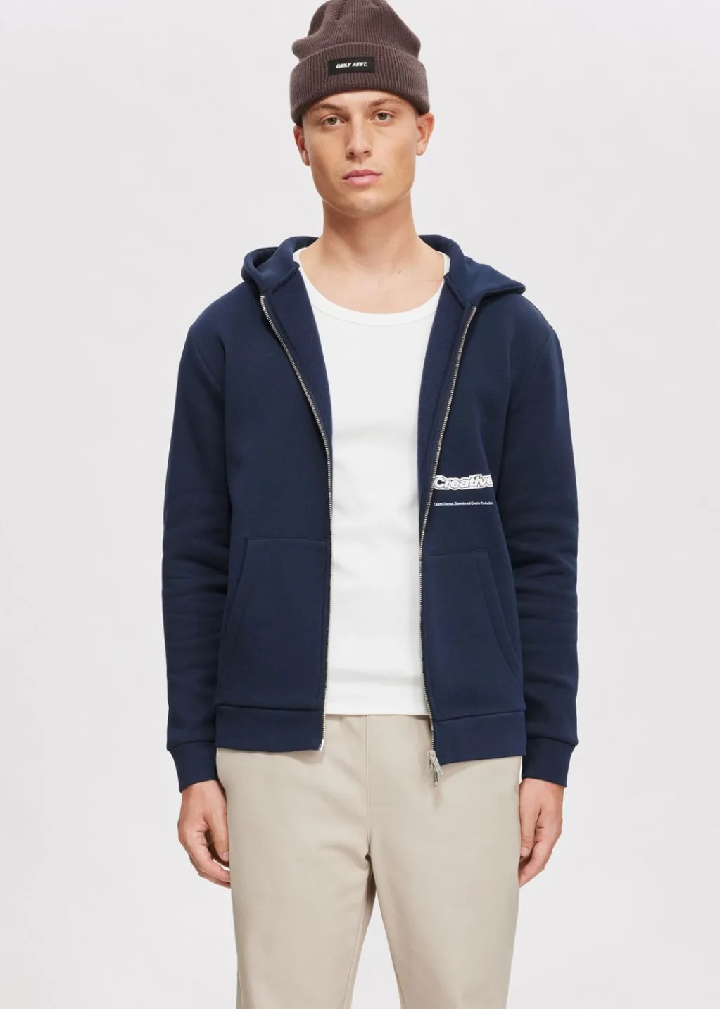 Sweaters En Hoodies|Truien En Vesten<The Sting Vest met print culture donkerblauw
